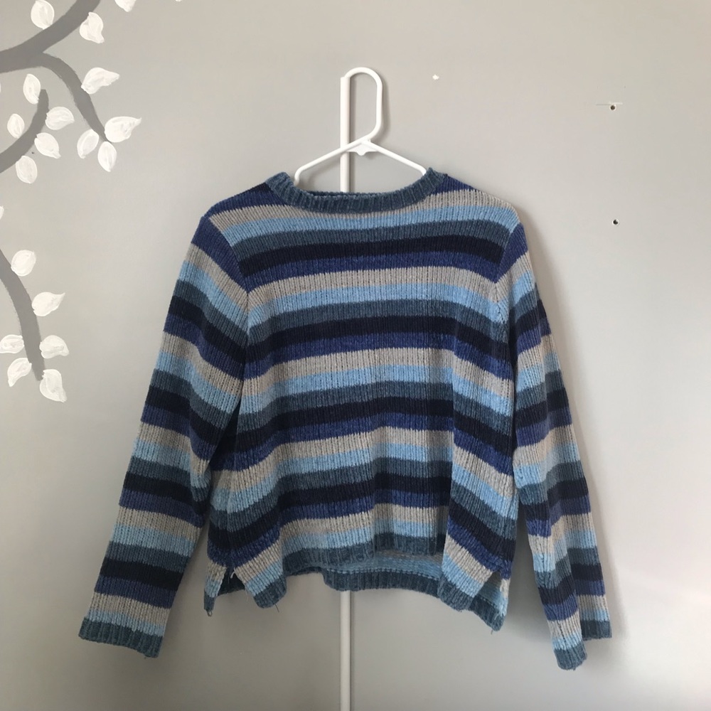 Sweater - Picture 2 of 2